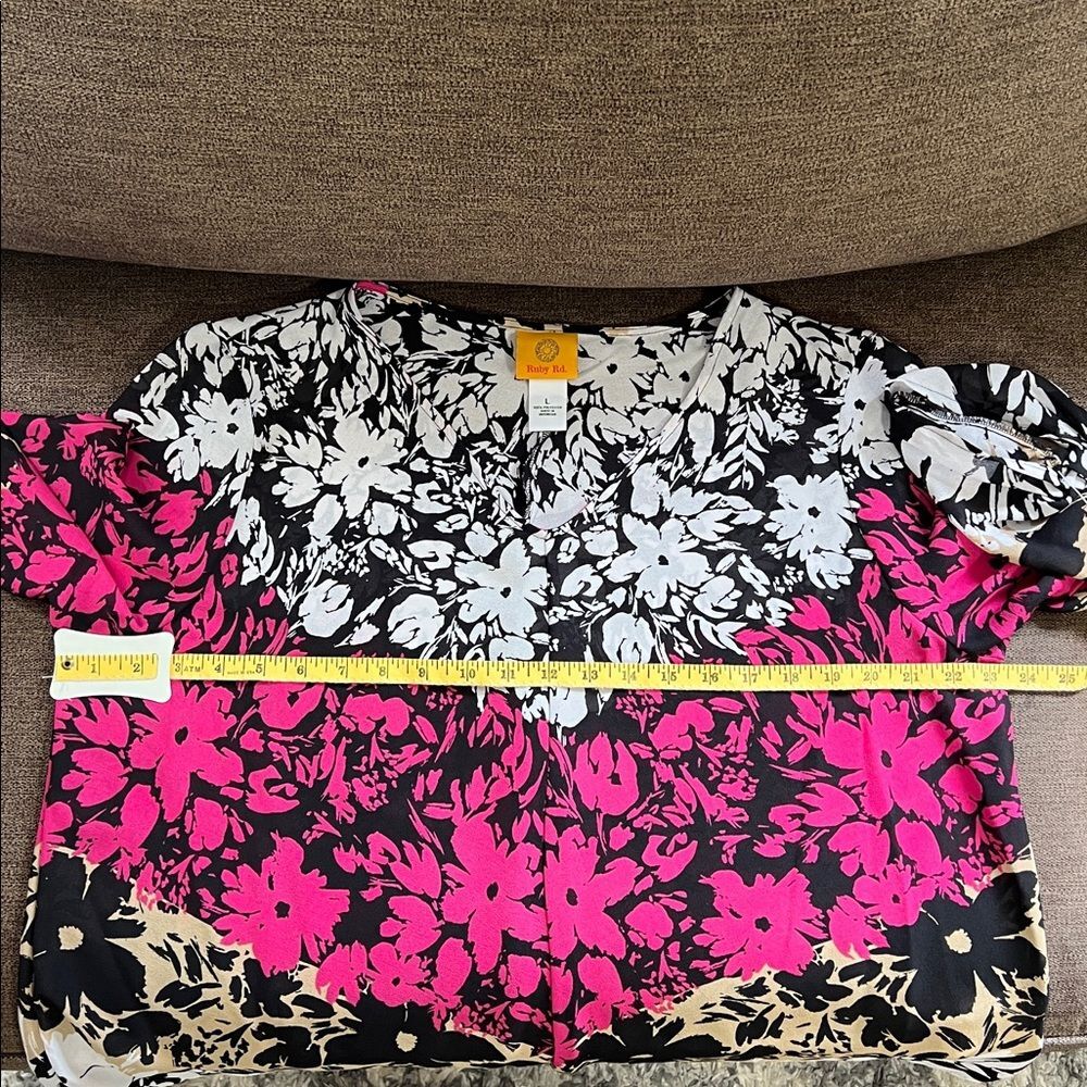 New Ruby Rd Floral Tunic Top Size Large - Picture 9 of 9